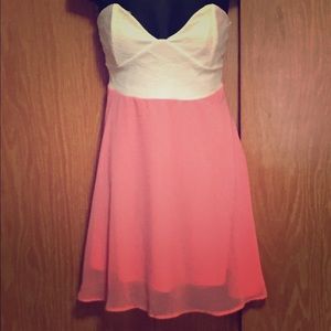 Strapless dress