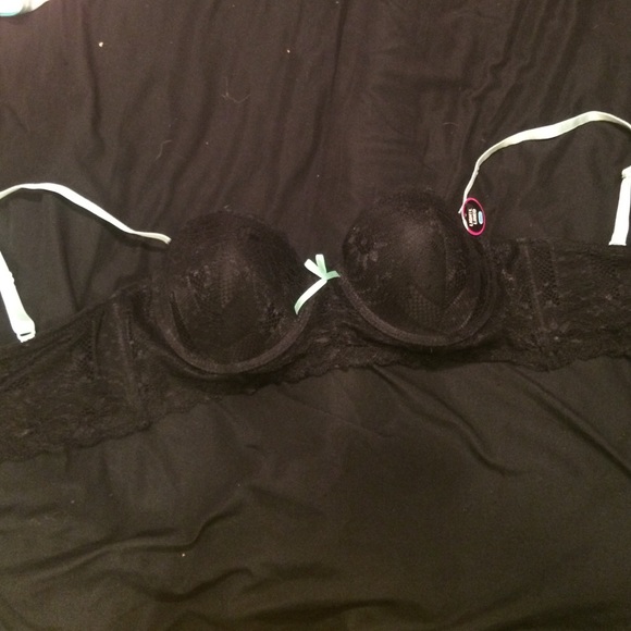 Lacey black bra