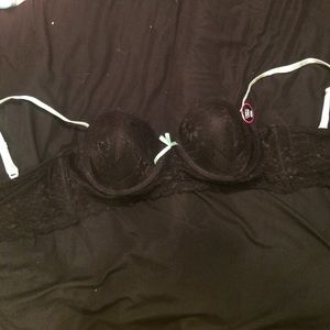 Lacey black bra
