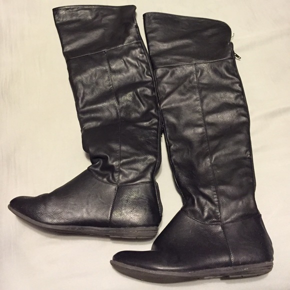 Black Boots (over the knee)