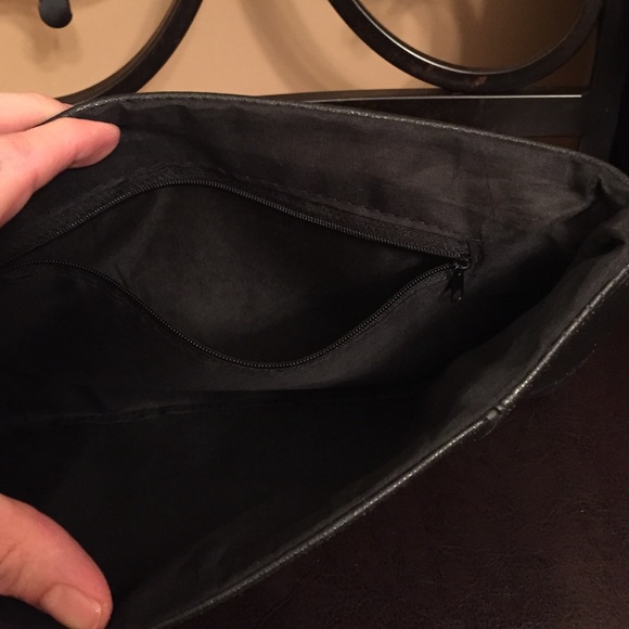 Large LOVE clutch - Picture 2 of 3