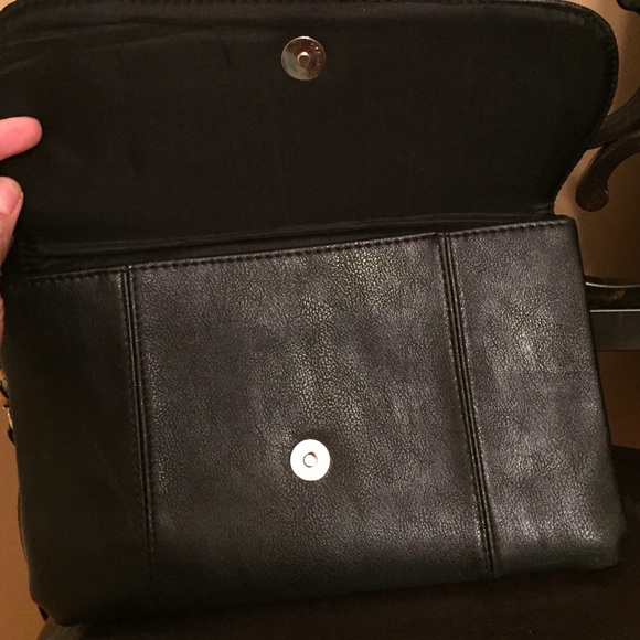 Large LOVE clutch - Picture 3 of 3