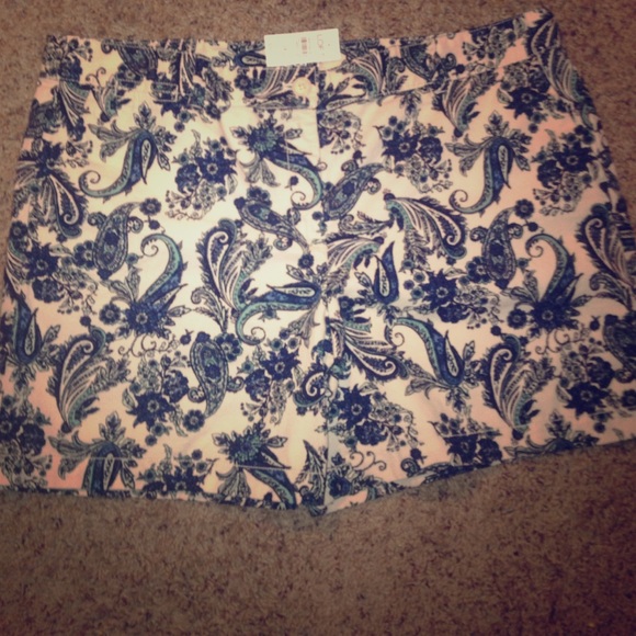 White shorts with beautiful blue pattern.