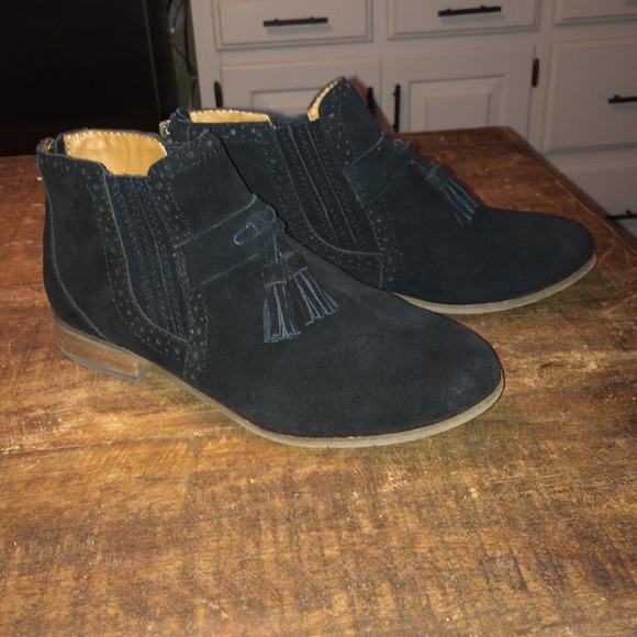 Dolce Vita Booties. Black suede sz 7.5