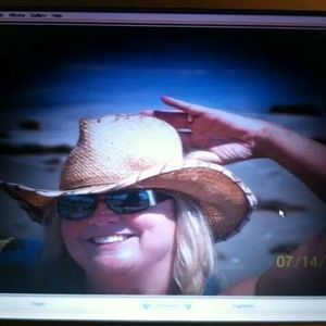 Meet your Posher, Karla