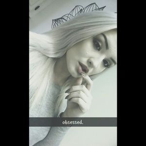 Meet your Posher, Courtney