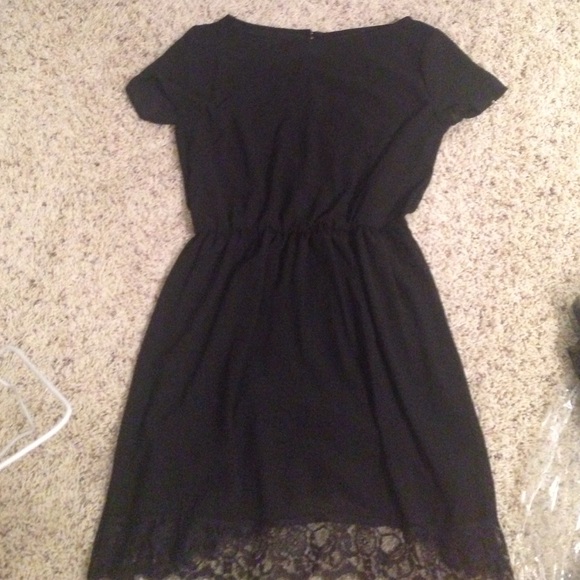 NEW Forever 21 short black dress