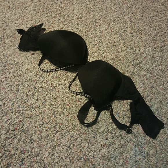 Sexy studded bra