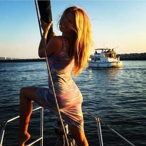 Meet your Posher, Monica