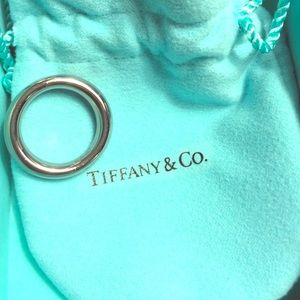 Authentic Tiffany and Co Donut Ring ❤️