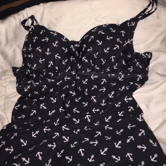 Black anchor size 0 torrid bikini top