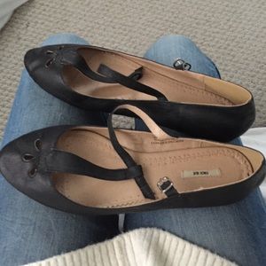 URBAN OUTFITTERS black flats