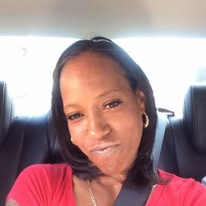 Meet your Posher, Latasha