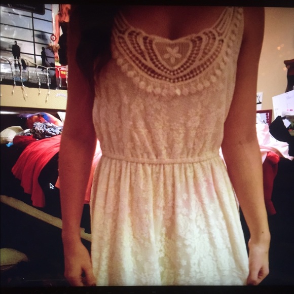 White /  light cream lace Forever 21 dress