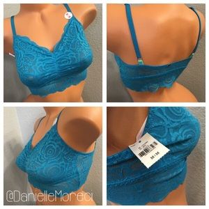 ⭐Sale - NWT VS Bralette