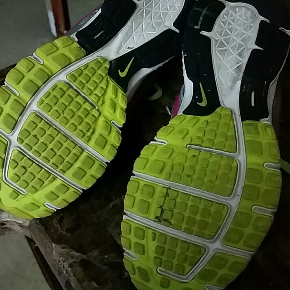 ❌SOLD❌NIKE REVOLUTION - Picture 4 of 4