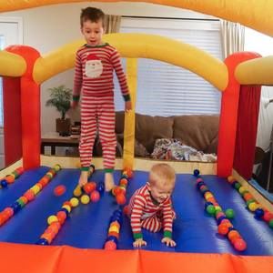 Meet your Posher, Hillary