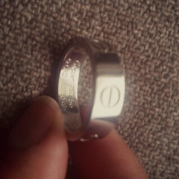 FLASH SALE!!  Love ring sz 8 but fits like a 7