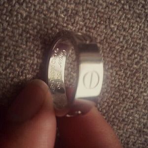 FLASH SALE!!  Love ring sz 8 but fits like a 7