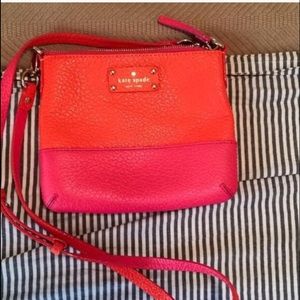 Kate Spade cross body style purse