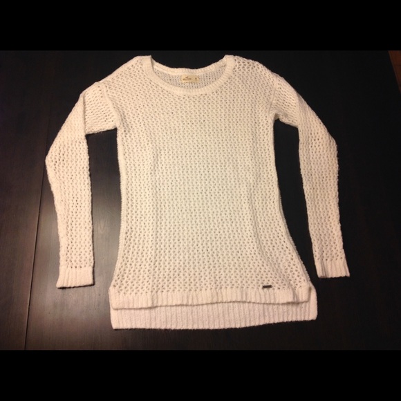 Lightweight Hollister sweater