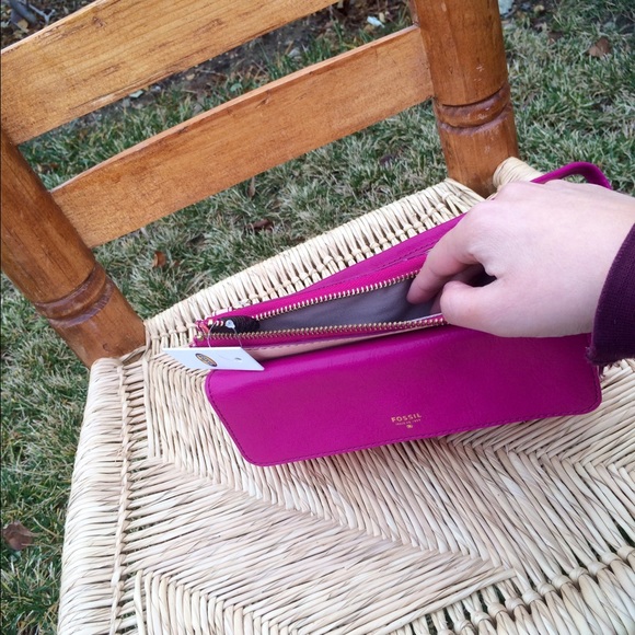 ✨NEW fossil wallet purse - Picture 4 of 4