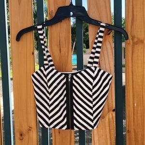 • stripped crop top •
