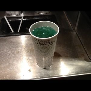 Meet your Posher, Liz