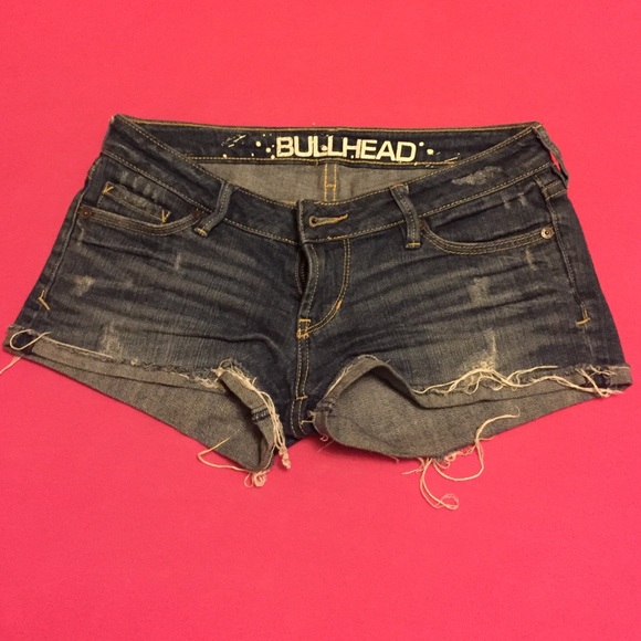 Bullhead jean shorts