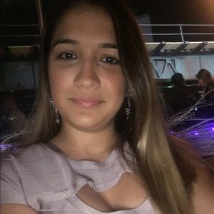 Meet your Posher, Melissa