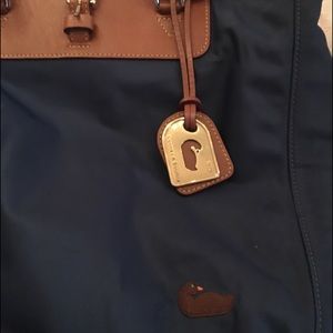 dooney and bourke bag