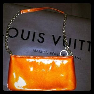 Michael kors wristlet