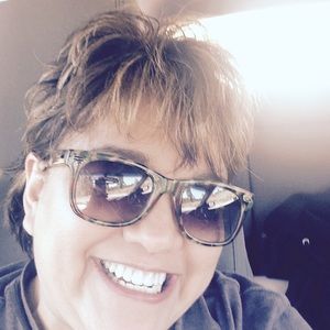 Meet your Posher, Lucina