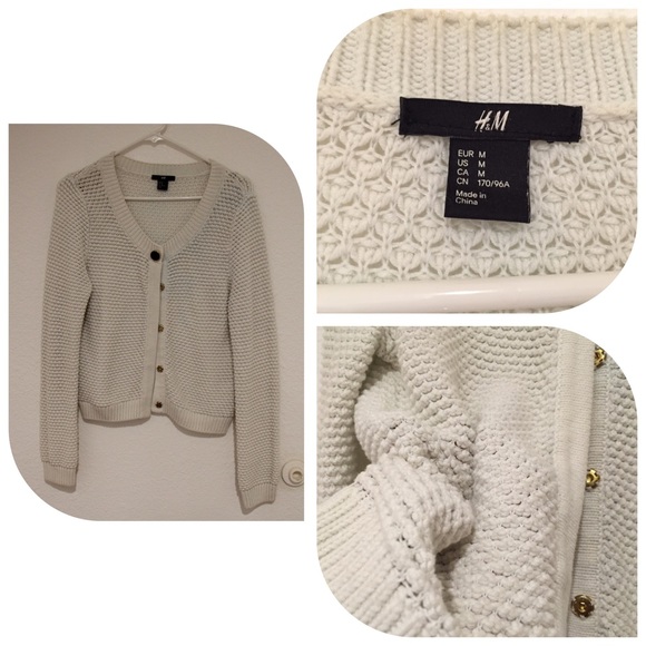 WHITE CARDIGAN W GOLD BUTTONS