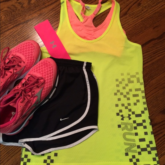 Under Armour Tops - Under Armour Tank