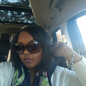 Meet your Posher, Miranda