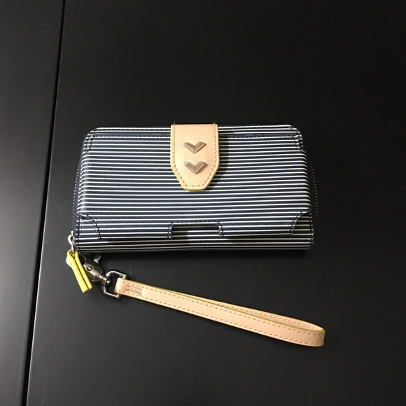 Stella and Dot tech case