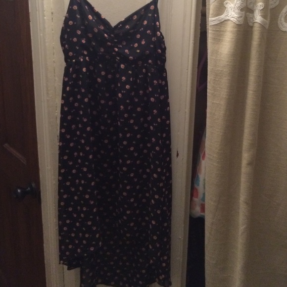 Black roses Hi- Low Forever 21 dress