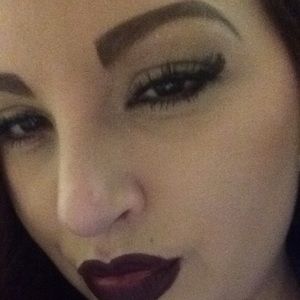 Meet your Posher, Allyson