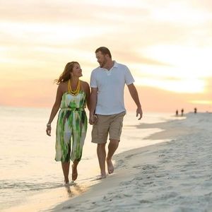 Meet your Posher, Antionette