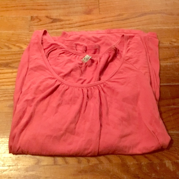 Long sleeved scoop neck