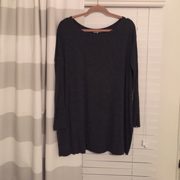 Piko Long Sleeved Tunic in Gray - L