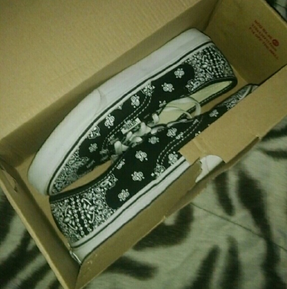 bandana vans