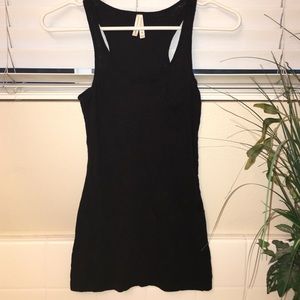 basic black tank top