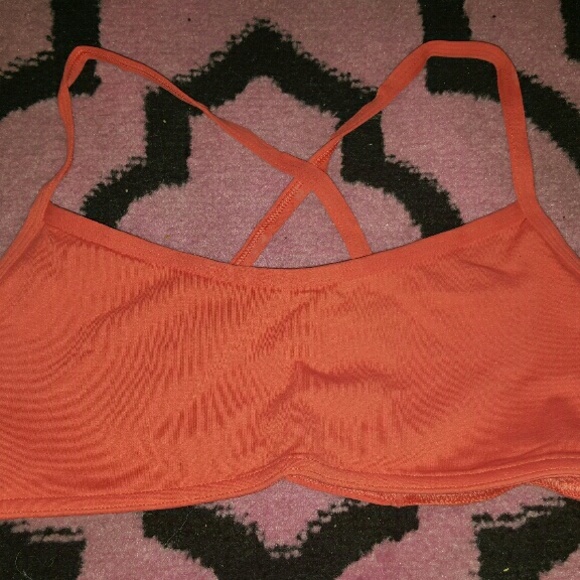 Sports bra