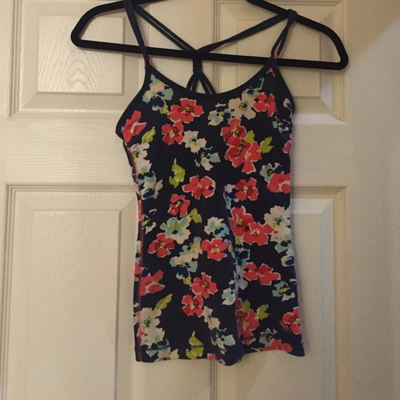 Abercrombie floral tank