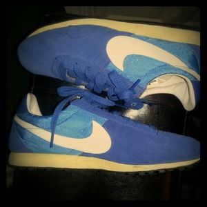 retro nike athletic shoes
