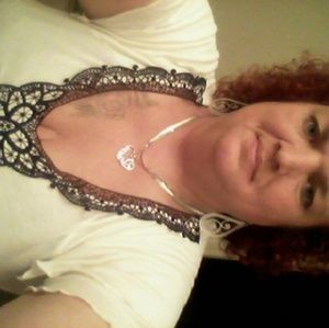 Meet your Posher, Vickie