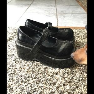 Demonia Dolly 01 Platform Mary Janes