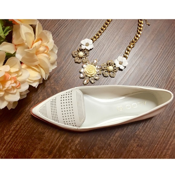 ALDO Shoes - Aldo White Hankes Flats